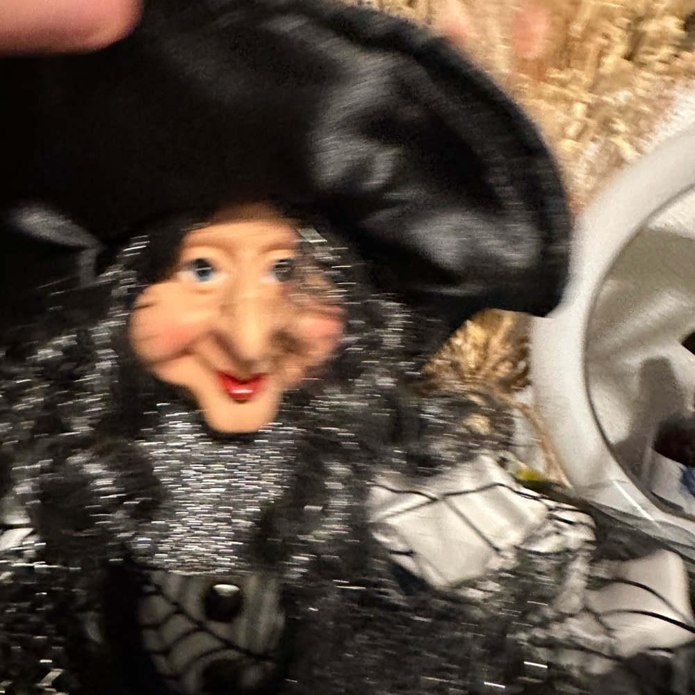 Witch doll - Picture 2 of 9